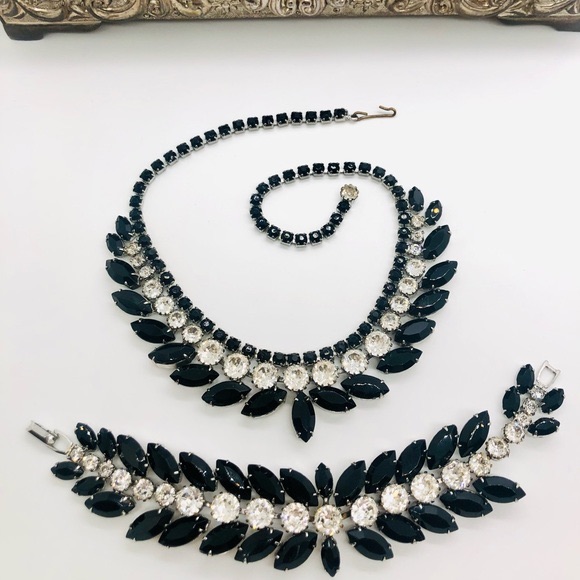 Vintage Weiss Black Crystal Demi Parure Necklace Bracelet Set